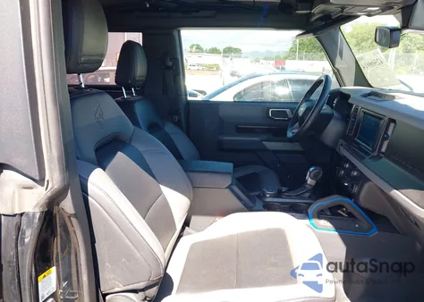 2022 Ford Bronco Black Diamond из США, поврежденный, VIN 1FMDE5AP1NLB45867